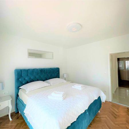 Apartment Makarska Buitenkant foto