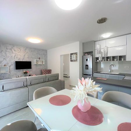 Apartment Makarska Buitenkant foto