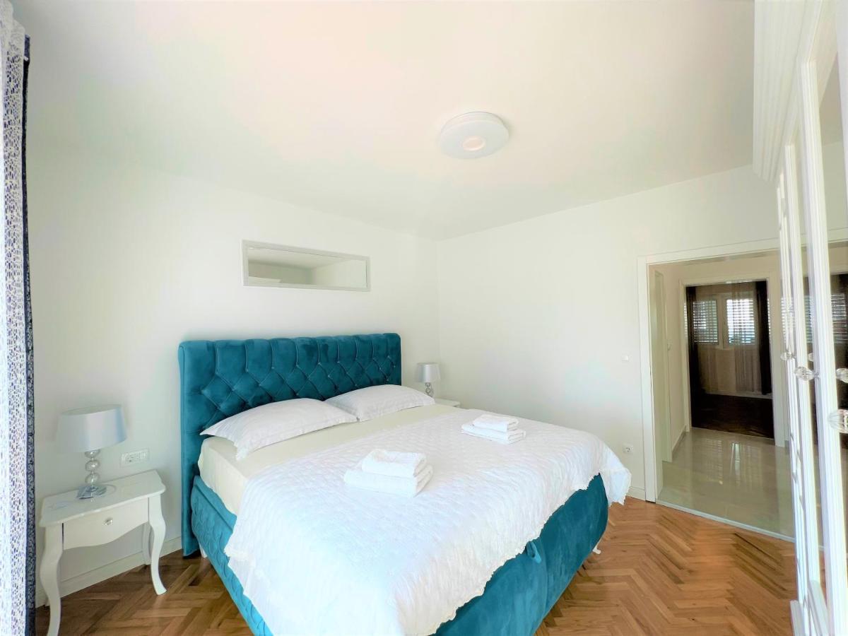 Apartment Makarska Buitenkant foto