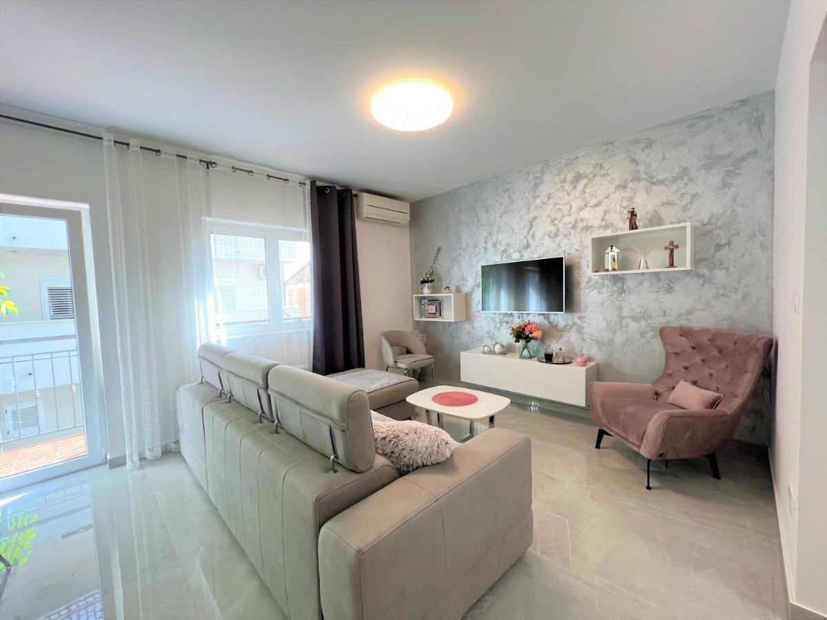 Apartment Makarska Buitenkant foto