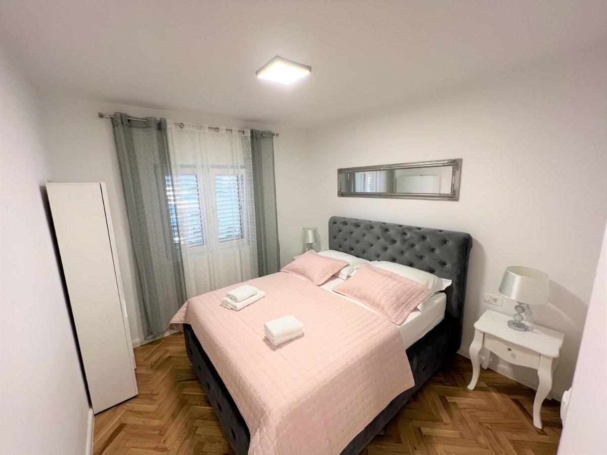 Apartment Makarska Buitenkant foto