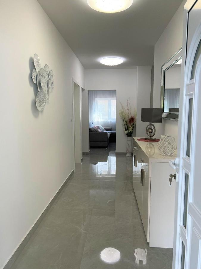 Apartment Makarska Buitenkant foto
