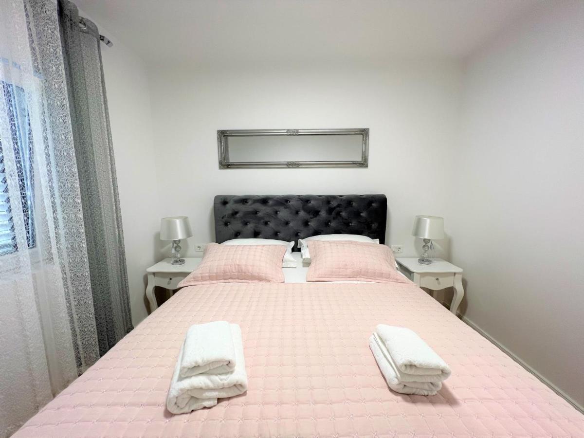 Apartment Makarska Buitenkant foto
