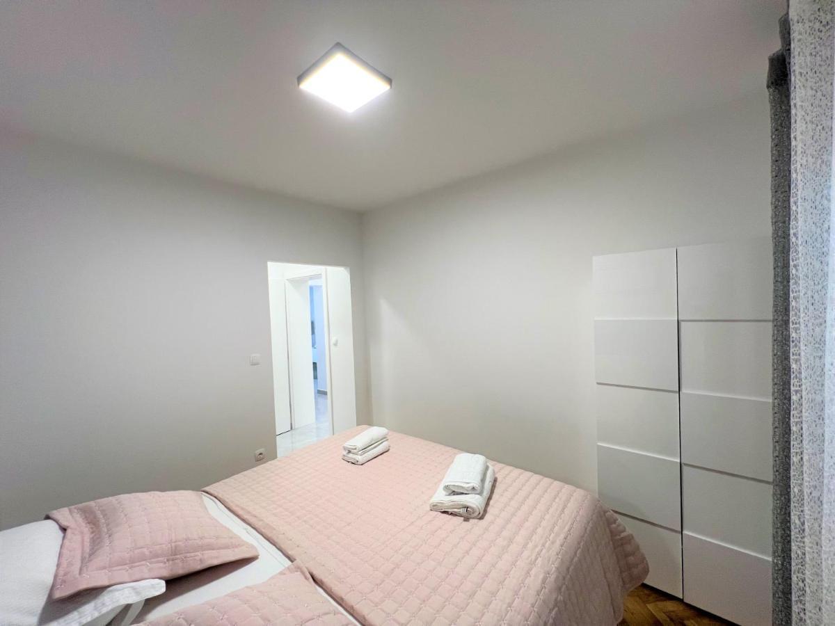Apartment Makarska Buitenkant foto