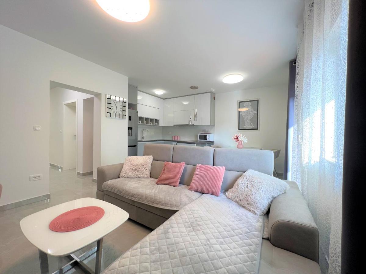Apartment Makarska Buitenkant foto